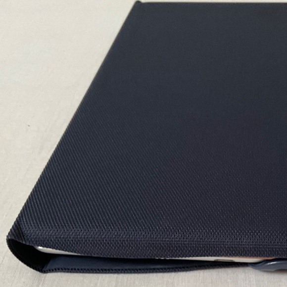 LOGI CREATE Keyboard Hard Case Blue - Picture 14 of 14